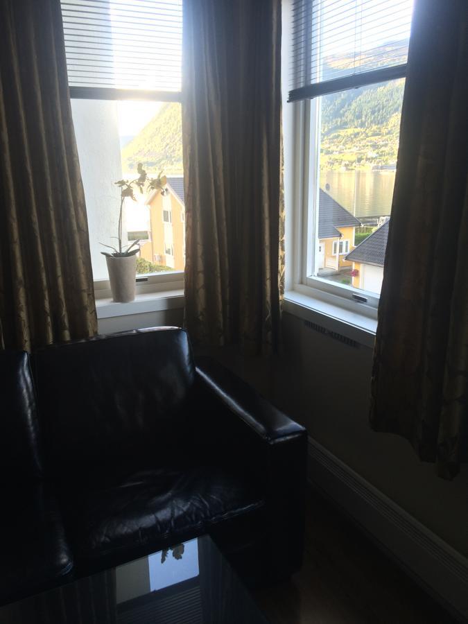 Nordfjord Hotell - Bryggen Nordfjordeid Zewnętrze zdjęcie